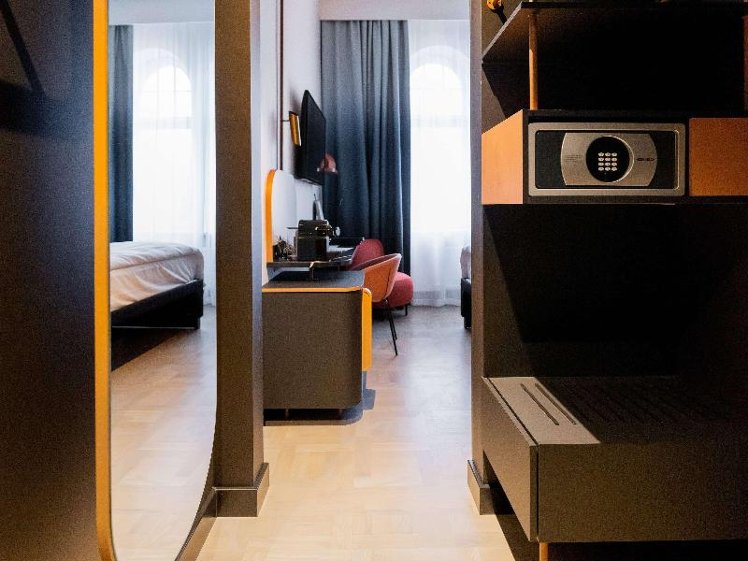 DOUBLE COMFORT Room