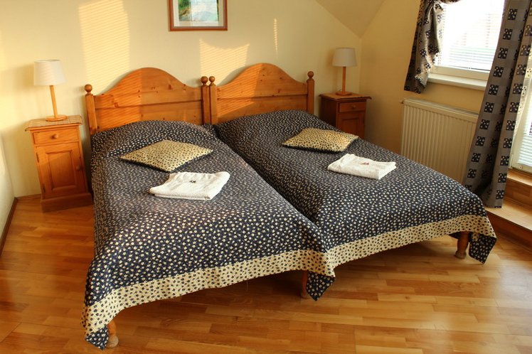 SINGLE STANDARD Room