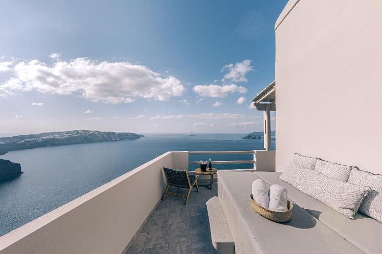 DOUBLE WITH JACUZZI Room