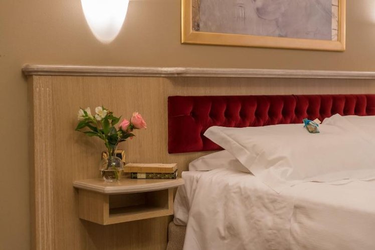 SINGLE SUPERIOR Room