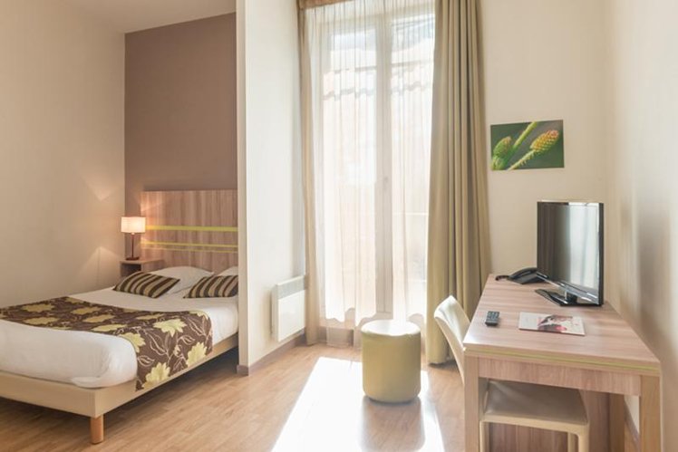 STUDIO SUPERIOR WITH DOUBLE BED Room