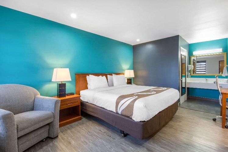DOUBLE KING BED NON SMOKING Room