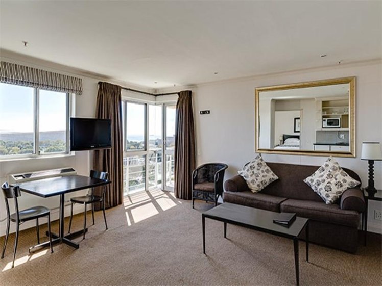 SINGLE STANDARD Room