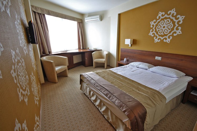 DOUBLE SUPERIOR Room