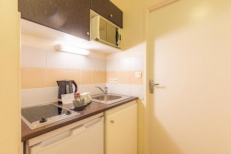 STUDIO WITH DOUBLE BED Room