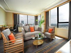 Renaissance Riverside Hotel Saigon