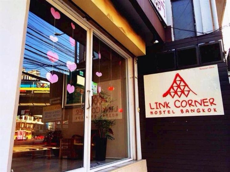 Link Corner Hostel Bangkok
