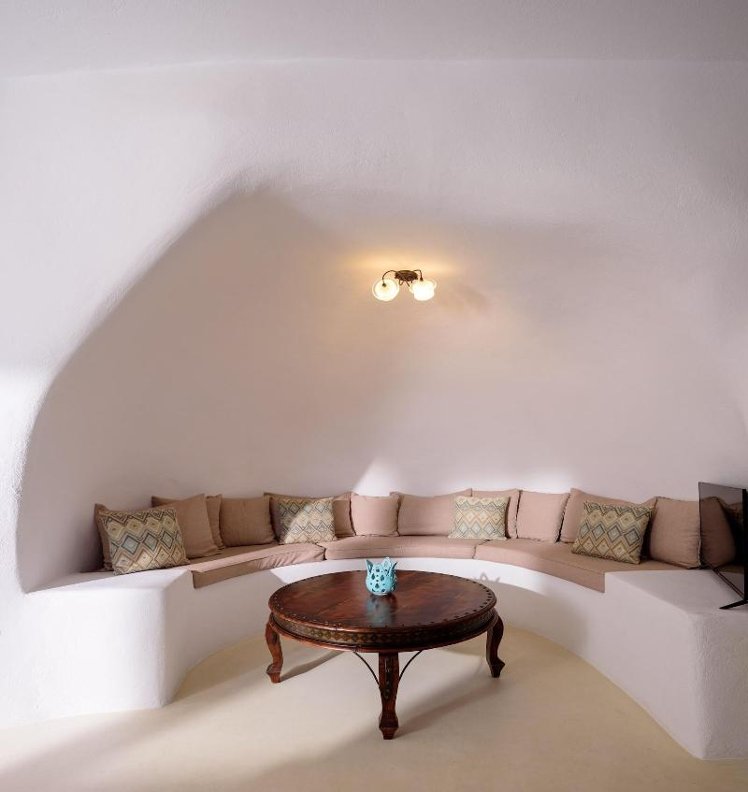 Kamares Apartments