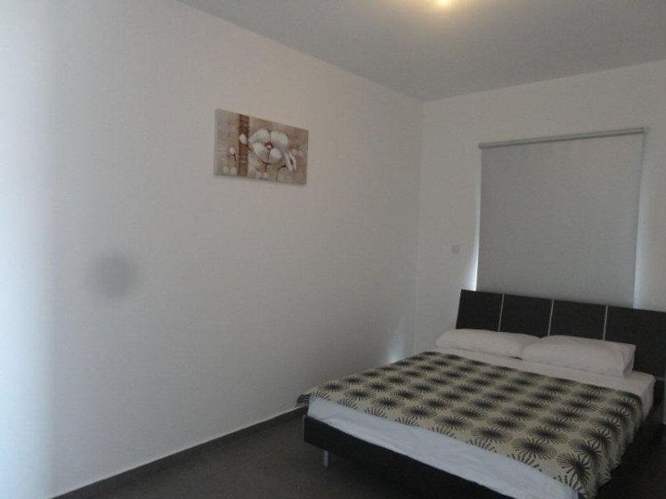 High View Garden Apartment