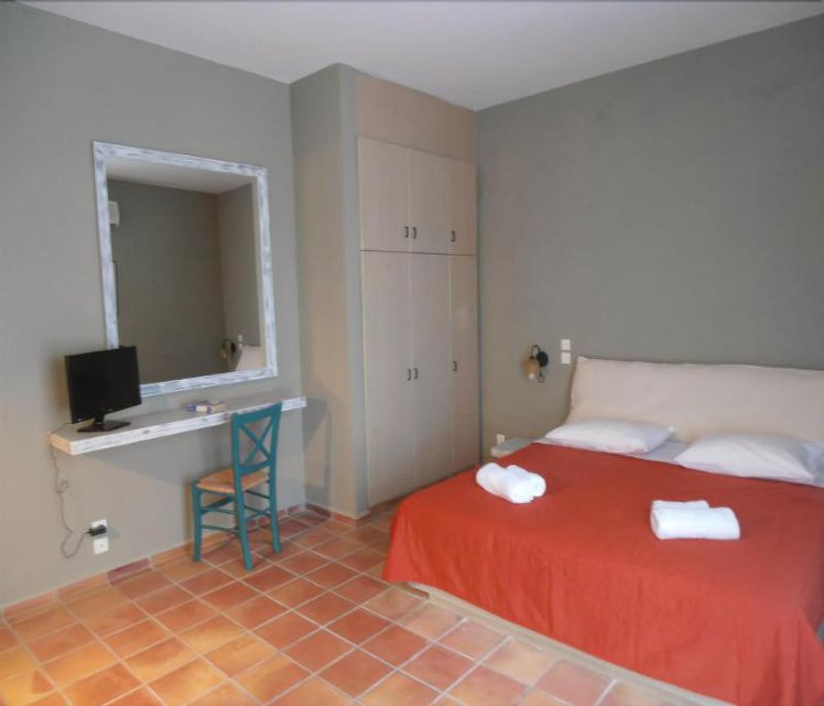 Mounda Beach Hotel