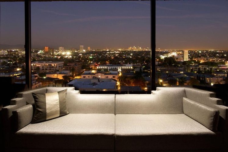 DOUBLE EXECUTIVE KING BED Room