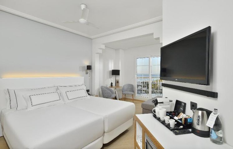 DOUBLE PREMIUM Room