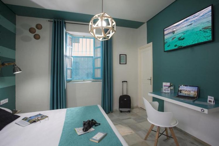 DOUBLE SINGLE USE STANDARD Room
