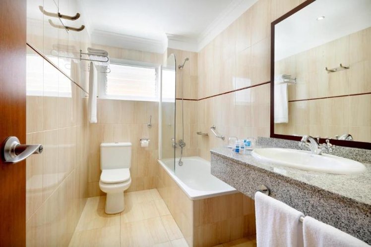 DOUBLE SINGLE USE STANDARD Room