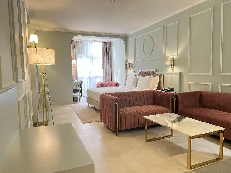 SUITE LUXURY Room