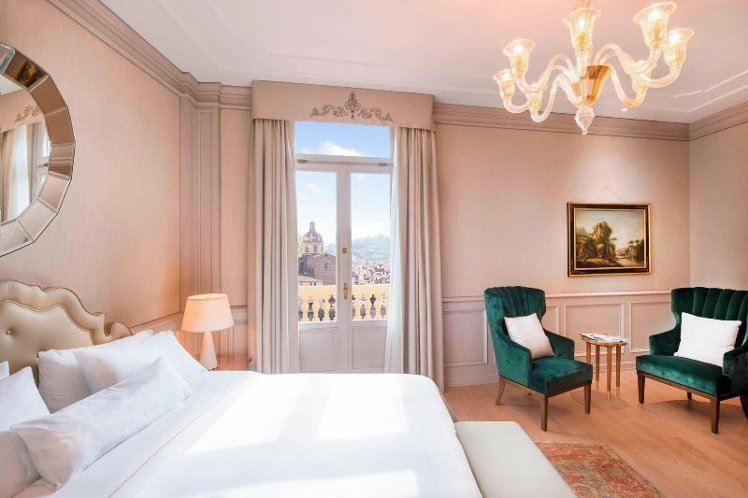 SUITE Presidential WITH VIEWS Room