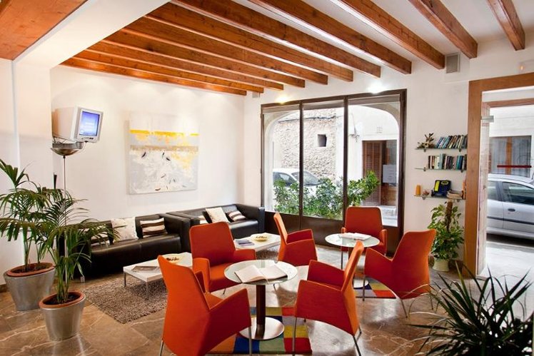 L'Hostal