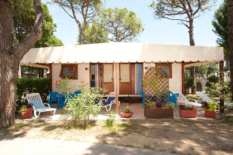 CHALET ONE BED Room