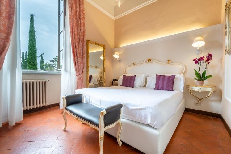DOUBLE STANDARD Room