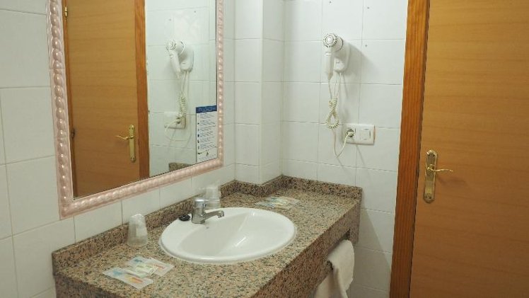 Double or Twin STANDARD Room