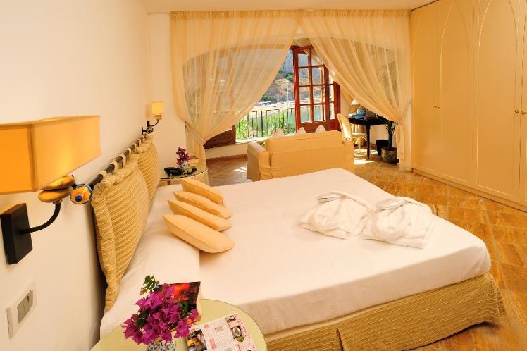 Hotel Le Calette Bay