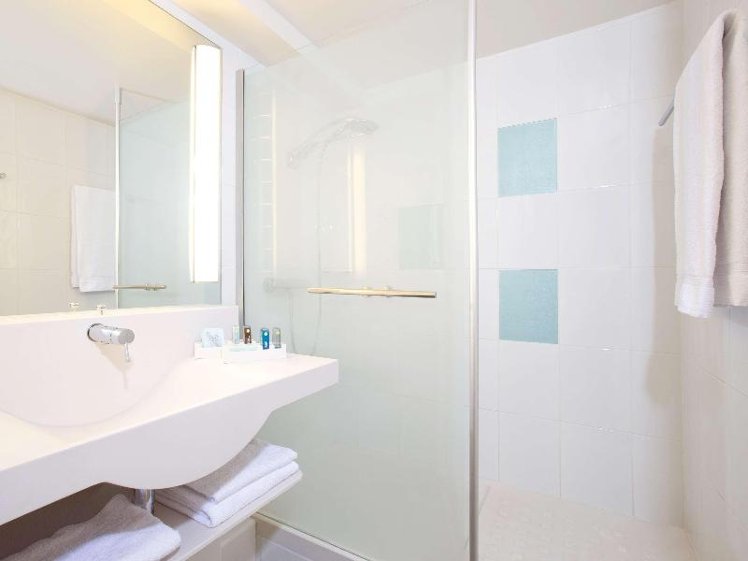 TWIN SUPERIOR Room