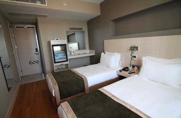 SINGLE STANDARD Room