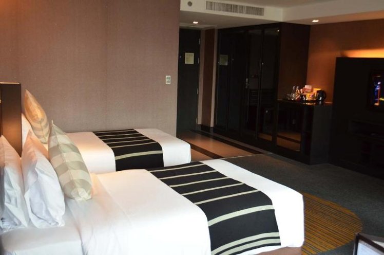 Double or Twin DELUXE Room