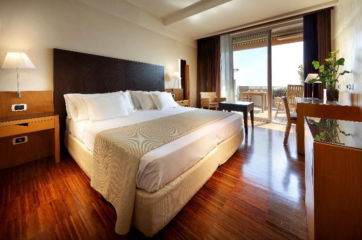 Double or Twin SEA VIEW WITH BALCONY Room
