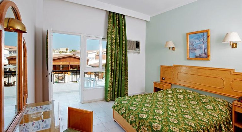 Hotel Sand Beach