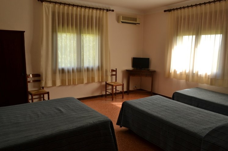 QUADRUPLE STANDARD Room