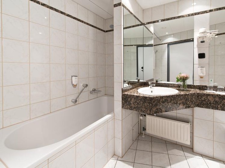 SINGLE STANDARD Room