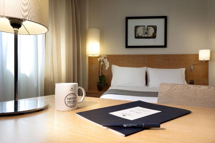 SINGLE STANDARD Room