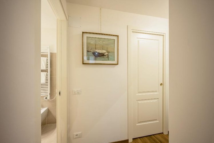APARTMENT ONE BEDROOM TWO BATHROOMS Room