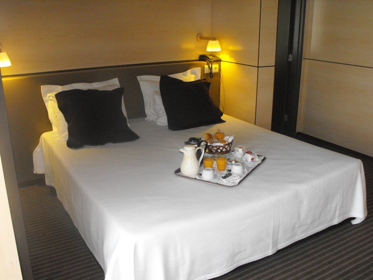 SUITE CAPACITY 4 Room