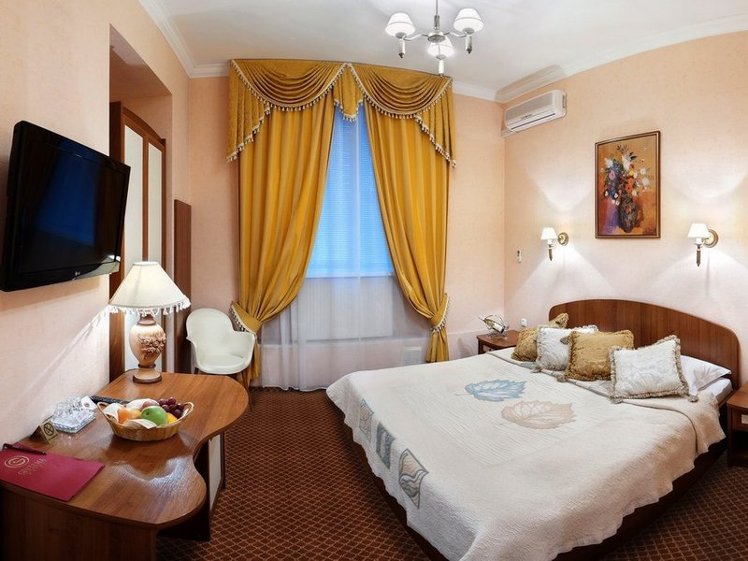 DOUBLE STANDARD Room