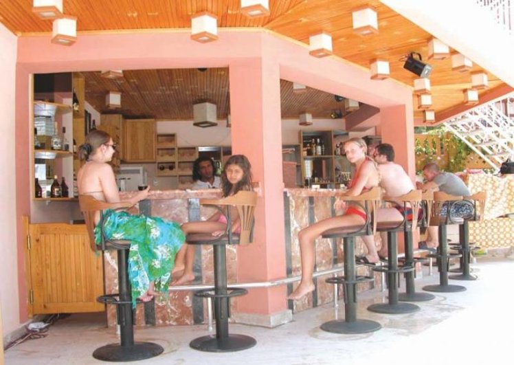 Bar