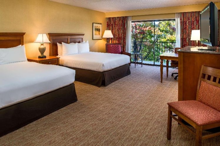 DOUBLE TWO QUEEN BEDS Room