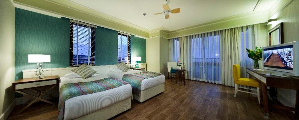 SUITE TWO BEDROOMS TWO BATHROOMS Room