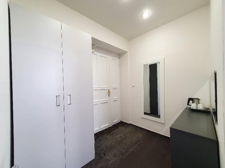 DOUBLE SUPERIOR Room