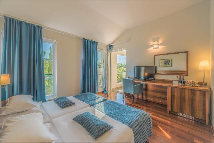 DOUBLE PREMIUM Room