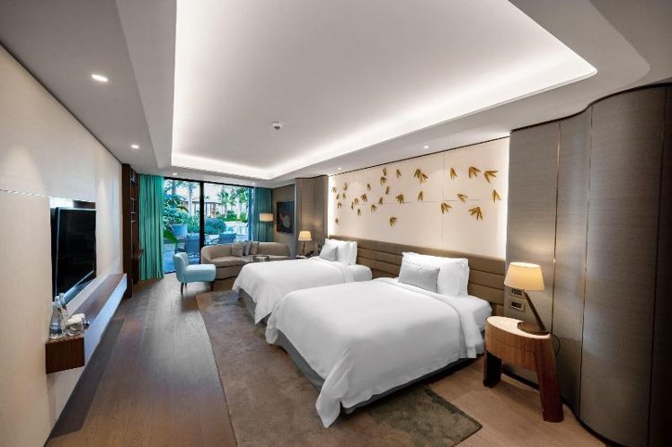 DOUBLE DELUXE QUEEN BED Room