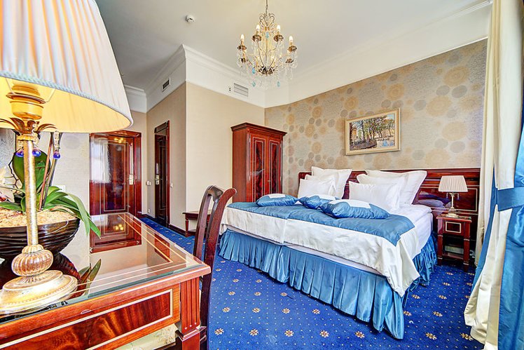 DOUBLE DELUXE Room