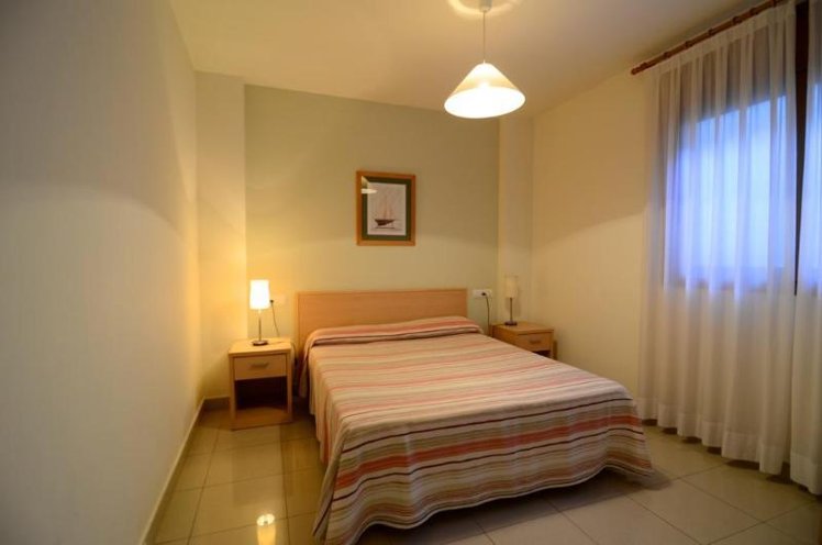 APARTMENT CAPACITY 6 TWO BEDROOMS Room