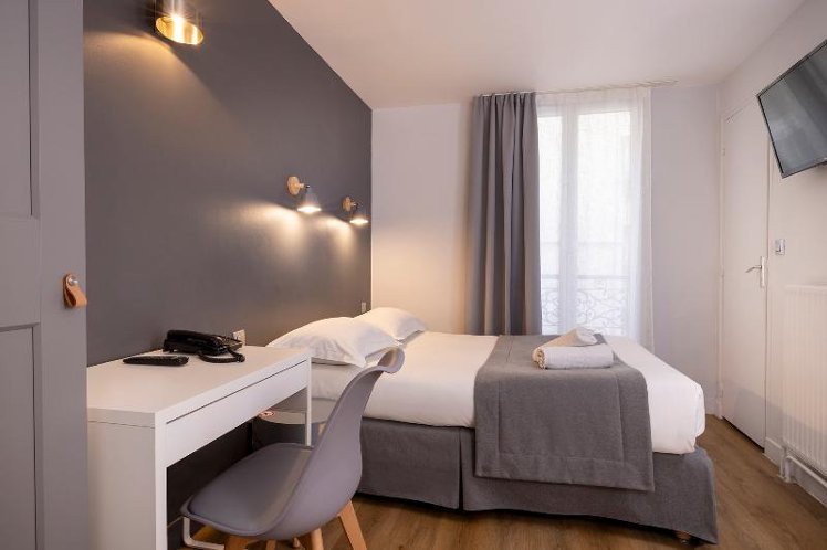Hotel Paris Legendre