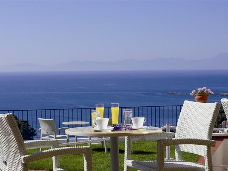 Atrium Hotel Alonissos