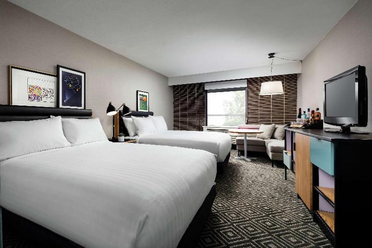DOUBLE TWO DOUBLE BEDS Room