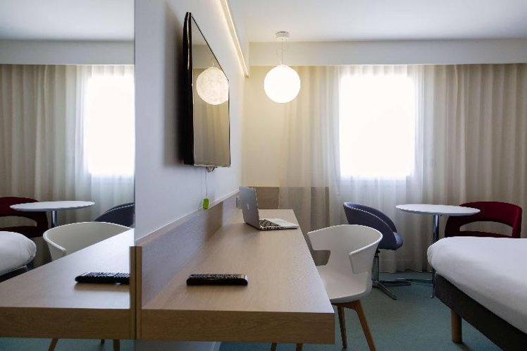 DOUBLE SUPERIOR Room