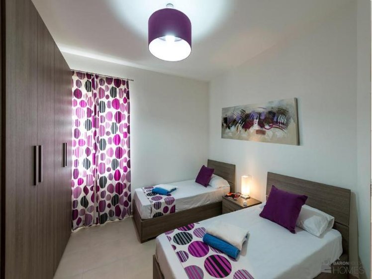 APARTMENT CAPACITY 6 THREE BEDROOM Room