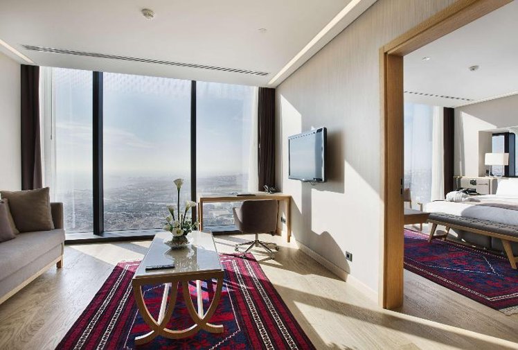 SUITE WITH VIEWS Room